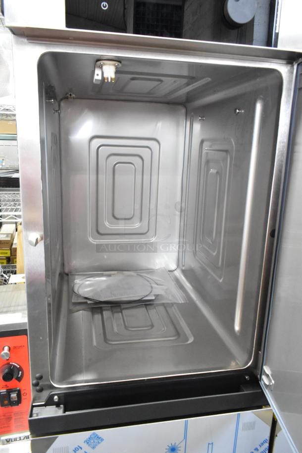 BRAND NEW Alto Shaam 1200-TH stainless steel cook and hold oven, full height, Halo Heat® technology, on casters.