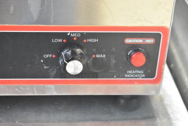 Winco FW-S500 Stainless Steel Food Warmer. Features temperature control knob, heating indicator, 120V, 1 phase.