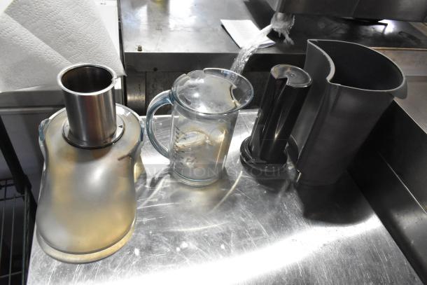 Breville stainless steel commercial countertop juicer, 115 volts, 1 phase. Includes pitcher and plunger. Good condition.