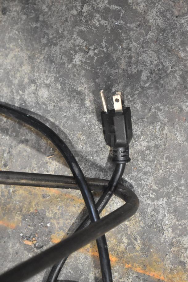 Power cord for Hoshizaki DBF-40SAC kegerator, showing a three-prong plug, highlighting electrical compatibility.