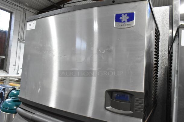 Stainless steel Manitowoc ID0606W-261 commercial ice head on S570 bin. 208-230V, 1 phase. Slight surface wear.