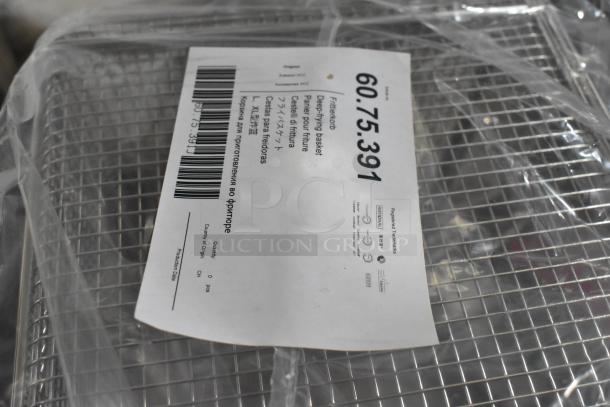 6 brand new deep frying baskets, model 60.75.391, in packaging, showing identification label with various languages and barcode.