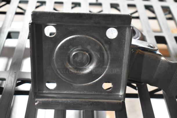 Brand new Metro 5M swivel caster, metal plate with four holes, ideal for industrial use.