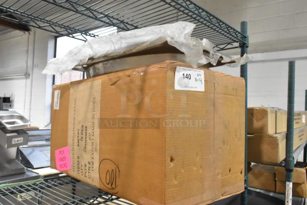 Cardboard box with Steelite DW64RFP2 round chafer food pans, brand new condition, quantity 4, auction item tag visible.