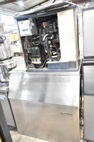 2017 Scotsman C0830SA-32D ice machine head on BH800S-C bin, stainless steel, 208/230V, 1 phase, good condition.