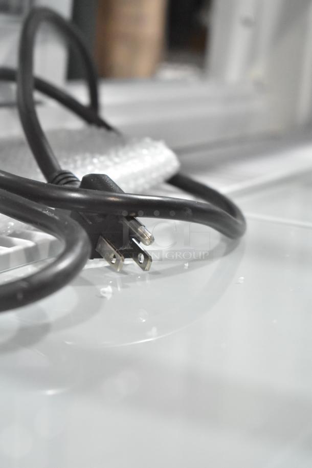 Power cord of the Avantco 193BCD72W bakery display case, 110-120 Volts, 1 Phase, shown for installation.