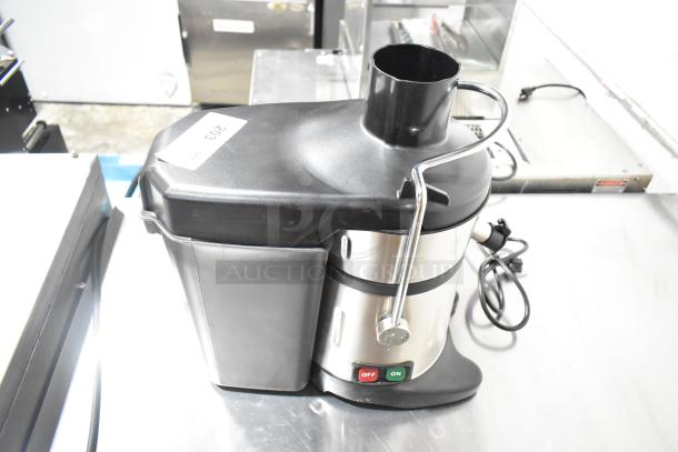 BRAND NEW 2025 AvaMix 928JE700 Stainless Steel Juice Extractor with Pulp Ejection, 120V, 1 Phase, Scratch and Dent Condition.