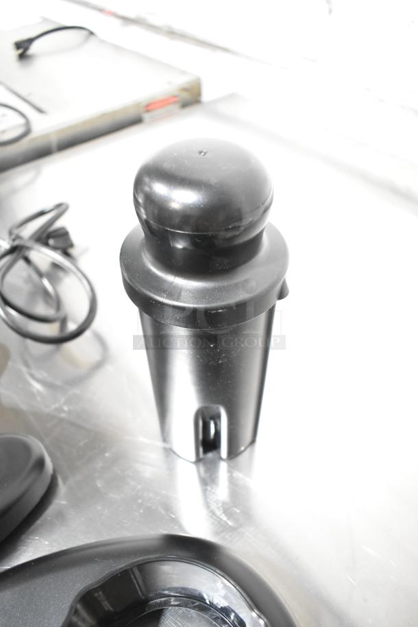 Black component of AvaMix 928JE700 Juice Extractor; stainless steel, 120V, 1 phase. Brand new, scratch and dent condition.