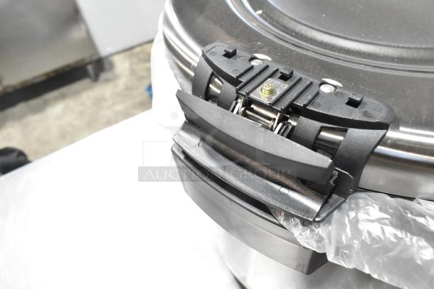 Brand new Galaxy 177RWGB90 90 Cup Electric Rice Warmer, visible latch detail, 120 Volts, 1 Phase. Scratch and dent condition.