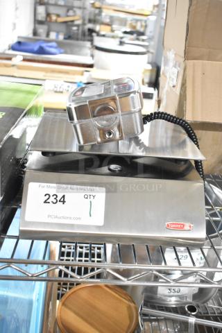 Brand new Torrey PPC 10/20 digital portion control scale, 20 lb. capacity, with remote indicator and foot pedal, scratch and dent.