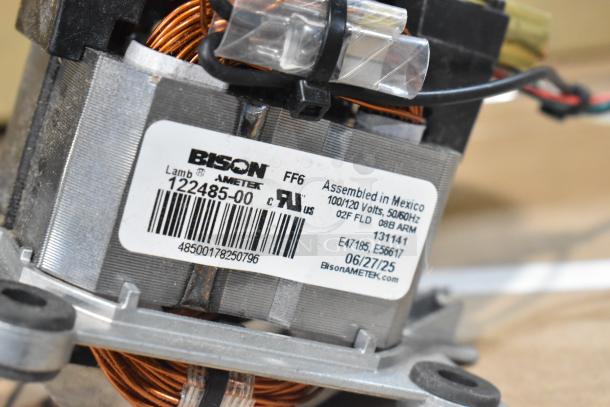 BRAND NEW Vitamix 062467 blender motor, item #96562467, scratch and dent condition; label indicates 100/120V, assembled in Mexico.