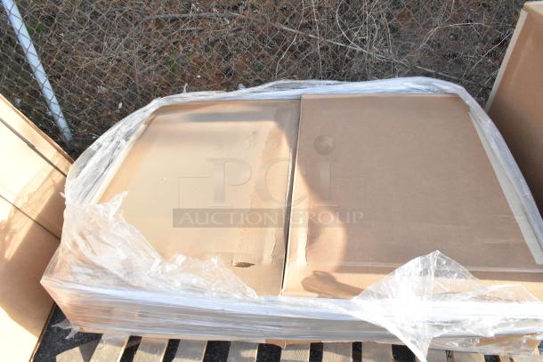 4 new items sealed in packaging, including a Metro BC2636-3DMB utility cart. Includes machine stand.