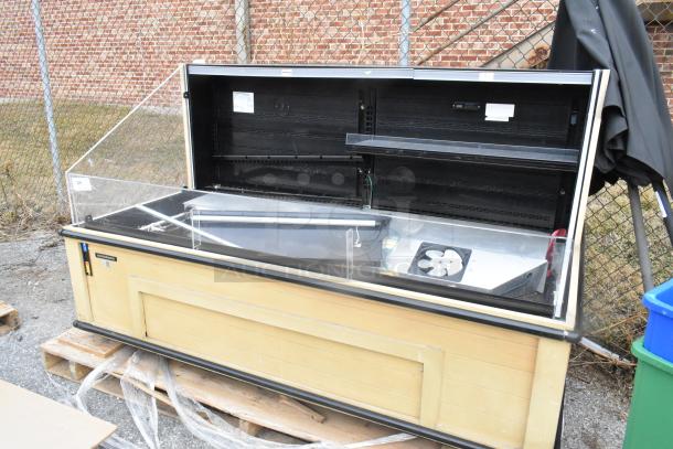 Hussmann Q3-SS-6S metal commercial open grab-n-go merchandiser, 208/240V, 1 phase, with shelves, acrylic front, and ventilation fan.