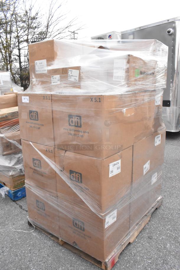 Pallet of 50 Detroit Forming Inc hinged food containers, model LBH-874, 7"x6"x2.5", brand new, in scratch and dent condition.