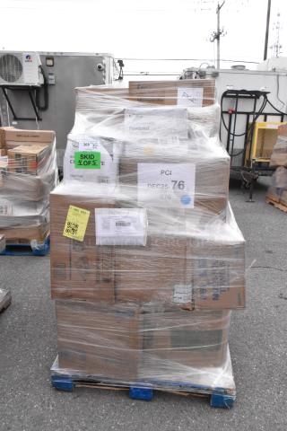 Pallet with 36 items including gloves, paper towels, cold cups, deli containers. Brand new, scratch and dent condition. Labels showing item types and quantities.