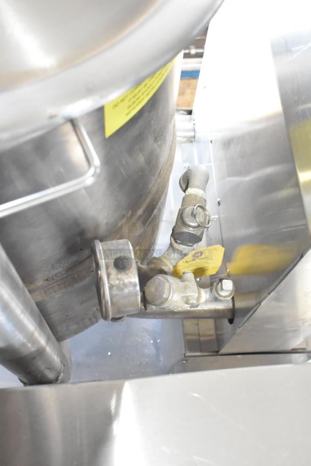 BRAND NEW 2021 Groen TDH-48C stainless steel 12-gallon steam tilting kettle, natural gas, 52,000 BTU, commercial use.