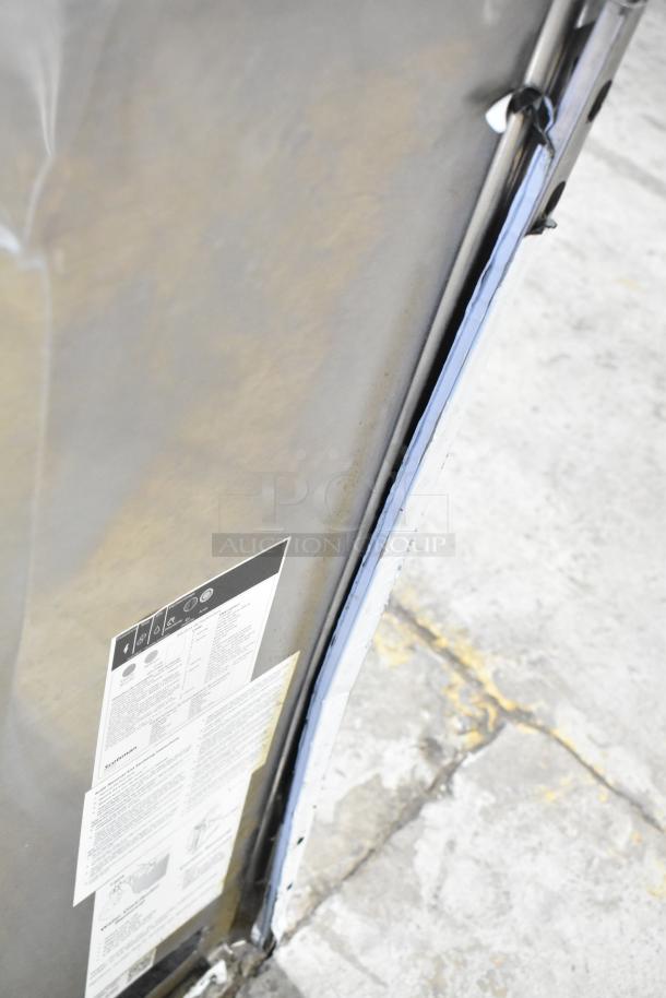 2017 Scotsman C0830SA-32D ice machine head on Scotsman BH800S-C ice bin, stainless steel, 208/230V, 1-phase, commercial use.