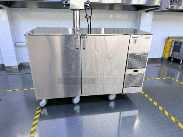 Stainless steel Flexport/Glacier Draft commercial beer keg cooler with multi-tap tower, in premium condition, model FLX-L-BER-0288.