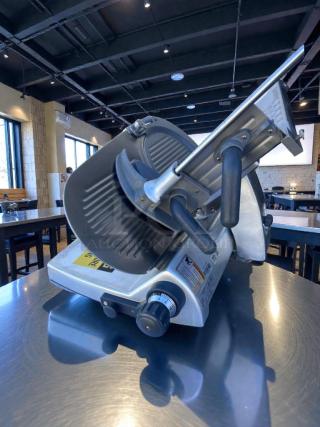 Hobart commercial meat slicer, high-grade condition, heavy-duty manual, UL & NSF certified, tested and working.