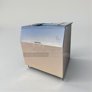 Like-new Manitowoc Commercial Ice Storage Bin, heavy-duty, fully inspected, USA-made, Model MAN-L-ICE-0290.