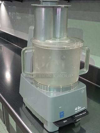 Waring FP-10 commercial food processor, 4 Qt, premium condition, UL listed, fully tested, gray base with clear bowl.