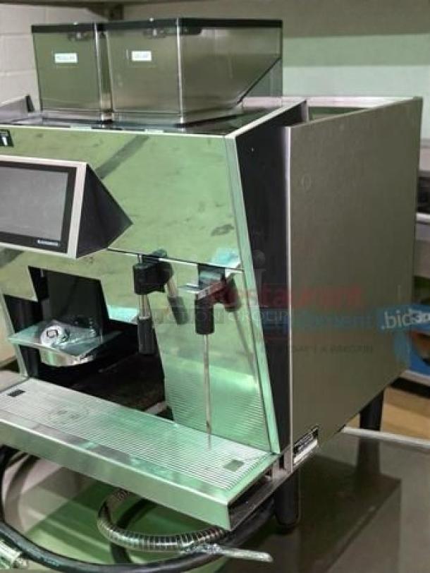 Thermoplan Black & White 3 espresso machine, dual hopper, stainless steel finish, fully tested and operational, excellent condition.