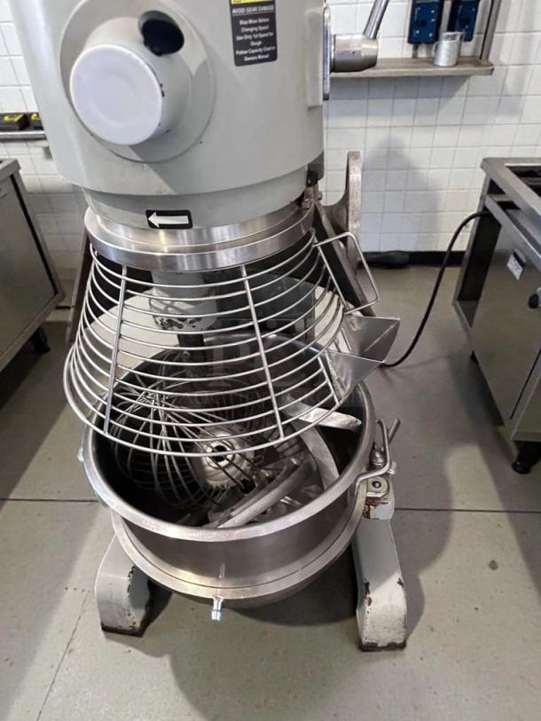 Globe 20-Qt Commercial Planetary Mixer, floor model, premium condition, fully operational, 115V, with bowl and whip attachments.