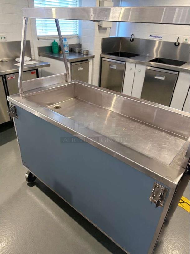High-grade Duke Aerotot Mobile Cold Food Serving Station, stainless steel, model visible, excellent condition, fully tested.