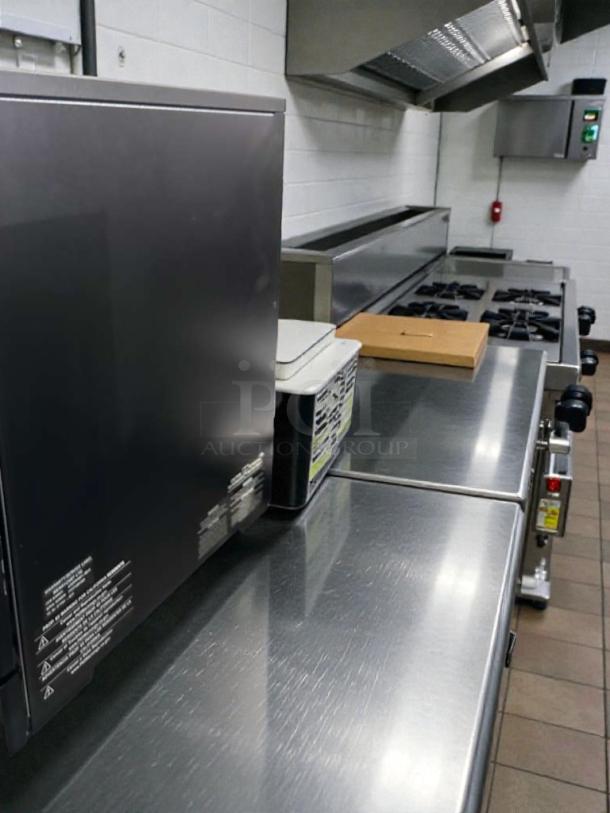 Merrychef Commercial High-Speed Oven in pristine condition, features touchscreen control, fully tested and operational. Model MER-L-OVN-0368.