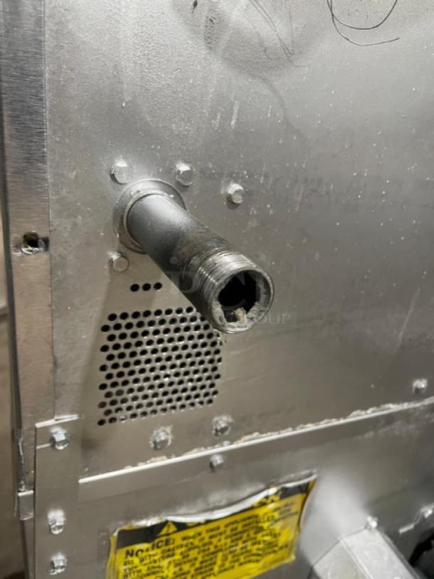 Vulcan VC4GDSEFCCC convection oven back panel, showing gas inlet and warning label. Stainless steel, good condition.