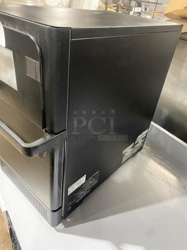 MerryChef Eikon E2S rapid cook oven, black, 2022 model, electric 208/240V, SN 2212213091659, countertop, like new condition.