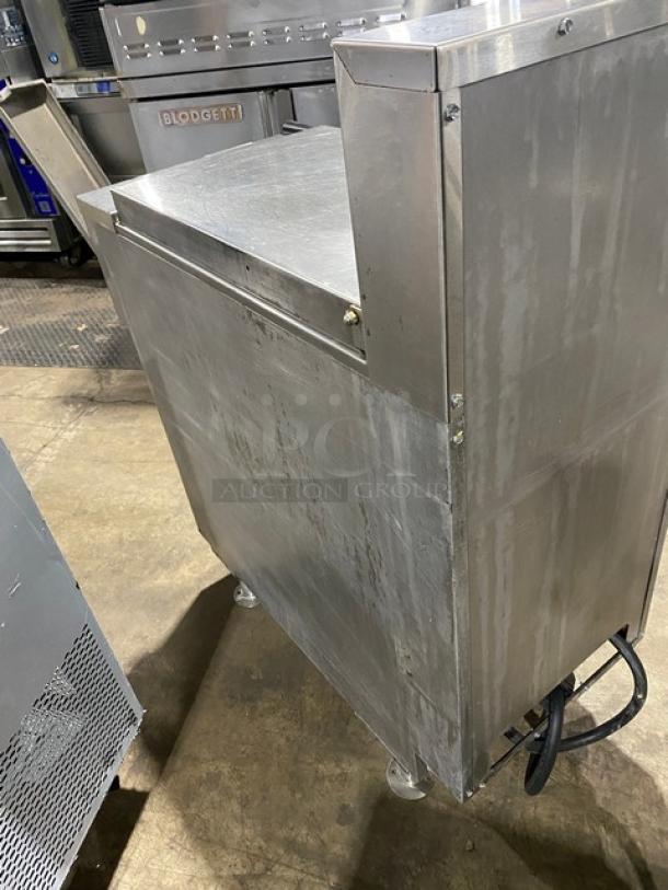 Pitco SRTE stainless steel pasta cooker, 16.5 gal capacity, electric, digital controls, backsplash, 208V, on legs, used condition.