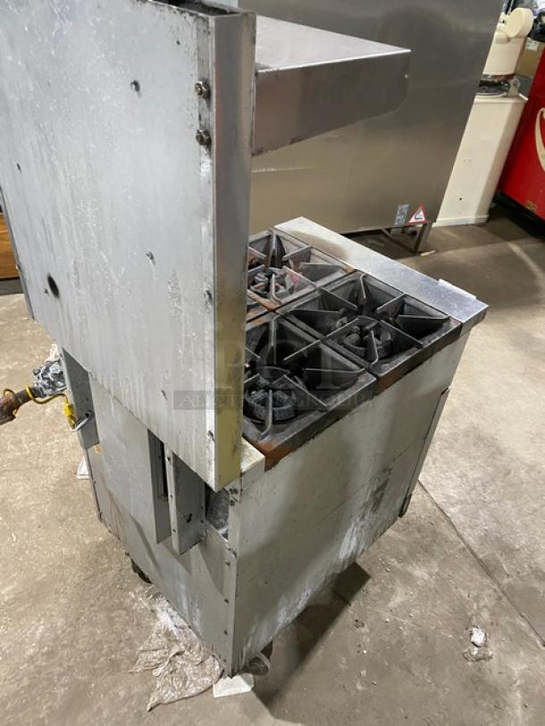 Patriot Stainless Steel 4-Burner Range/Oven Combo, Model FMGR24NG. Natural gas, backsplash, salamander shelf, on casters.