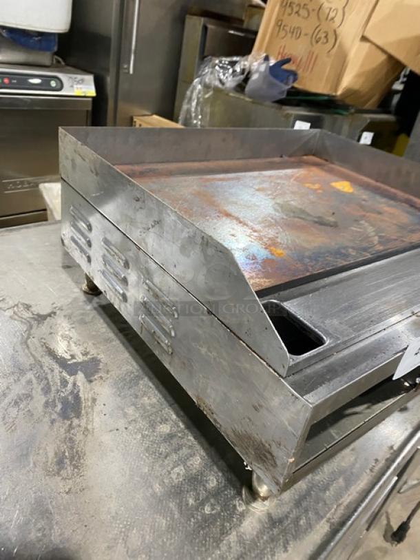 Cecilware stainless steel electric countertop griddle, model EL1624, with thermostatic control, back & side splash, 24-inch.