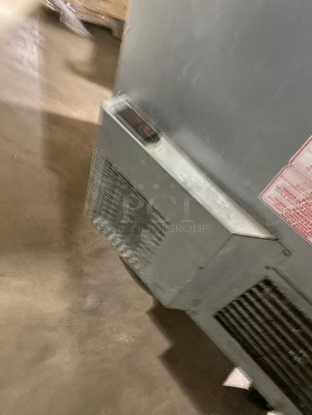 Silver King stainless steel refrigerated workstation, model SKFSM/C7, 115V, on casters. Features poly-coated rack.