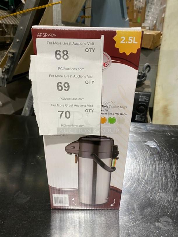 Winco Winware Series APSP-925 airpot, 2.5L, stainless steel, double-wall insulated, push button, swivel base, color tabs.