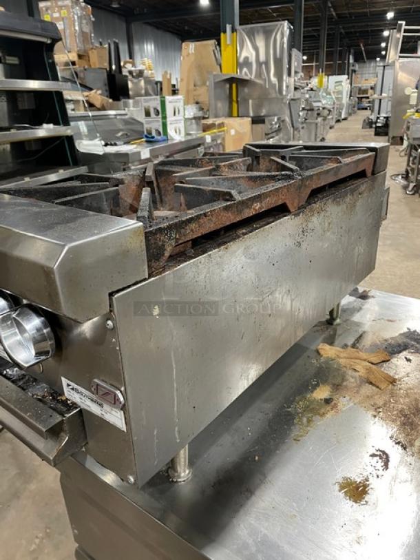 Southbend HDO12 stainless steel 2-burner hotplate, natural gas powered, on legs. Used, with some rust and wear. Model: HDO-12.