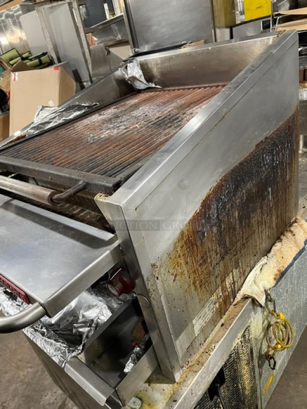 MagiKitch'n 624-H stainless steel char broiler, natural gas, used condition, visible wear, serial SN: MCB20924A0002.