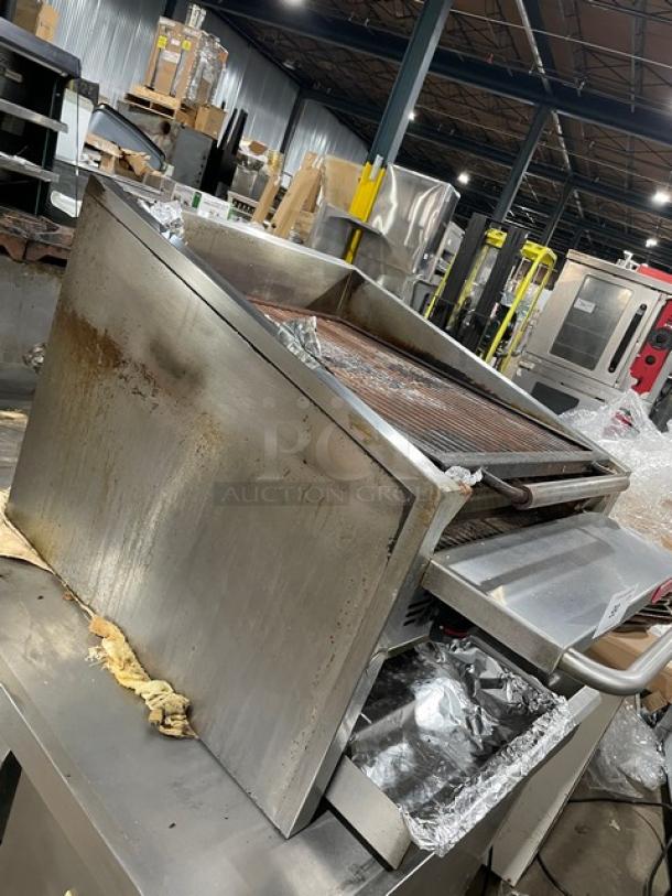 MagiKitch'n 624H stainless steel natural gas countertop radiant char broiler, used condition, SN: MCB20924A0002.