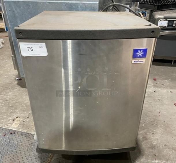 Manitowoc QY0425W stainless steel ice machine head, water-cooled, electric powered, 115V, 1 phase, visible wear, model and brand logos shown.