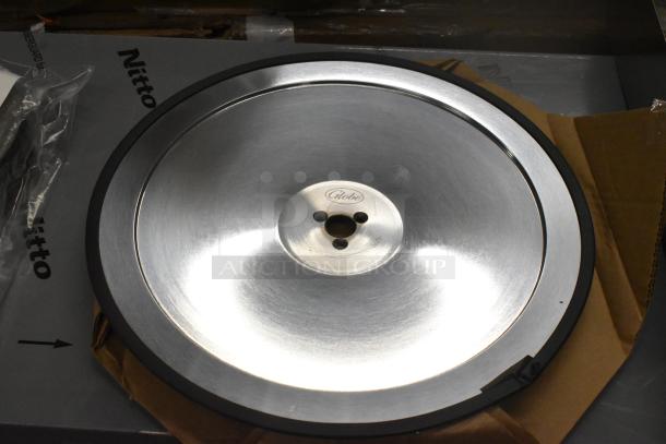 Globe 450170 Carbon Knife 13" Steel, new, with packaging. High-quality metal blade for precise cutting.