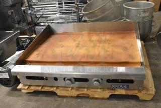 Brand new Imperial ITG-36LP 36" LP gas griddle, 90,000 BTU, flat top, thermostatically controlled, in scratch and dent condition.