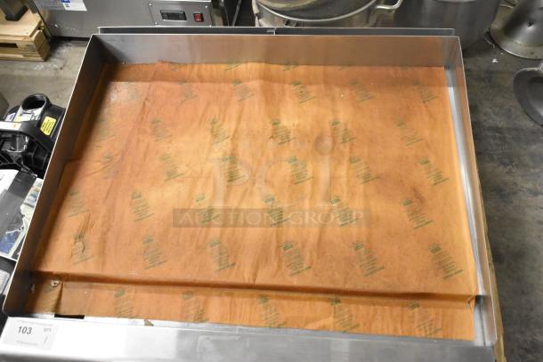 Brand new Imperial ITG-36LP 36" countertop LP gas griddle, 90,000 BTU, thermostatic control, scratch and dent condition.