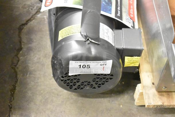 BRAND NEW Pacer Pumps S Series SE2EL-D2.0C, 2" self-priming pump, 110 GPM, scratch and dent, auction item label visible.