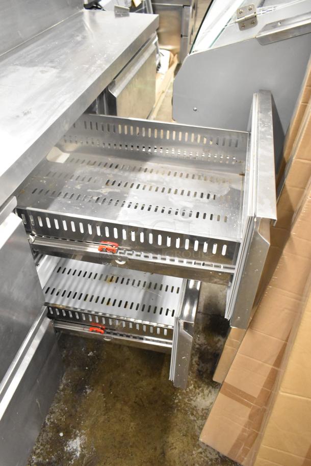 Brand new Avantco commercial pizza prep table with 6 drawers, 115V, 1 phase, scratch and dent condition.