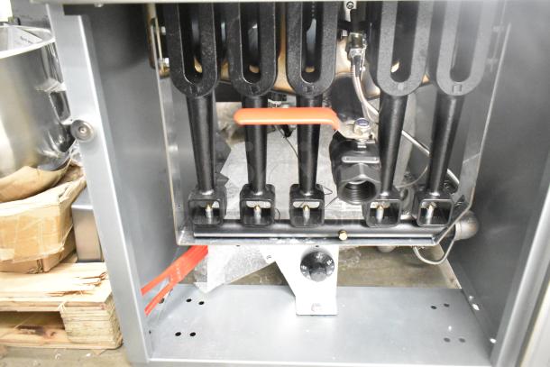 2025 Avantco FF100 Liquid Propane Floor Fryer, 70-100 lb. capacity, 150,000 BTU, stainless steel, new with cosmetic dents.