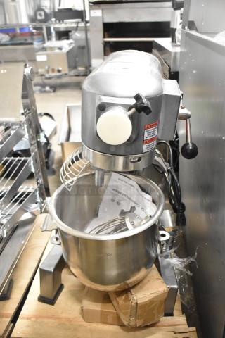 Brand new Avantco 177MX10H 10-quart mixer with bowl guard and whisk. Scratch and dent condition. 120 volts, 1 phase.