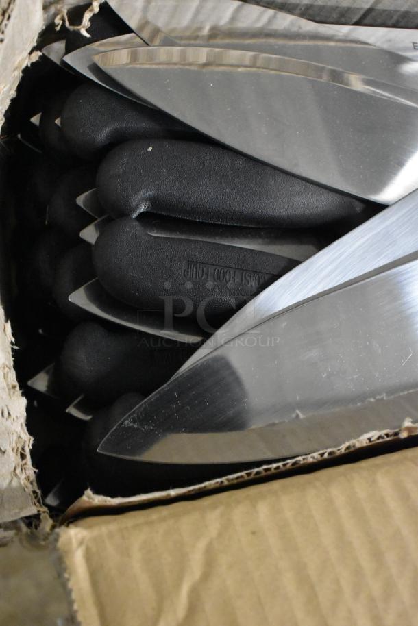 Box of 150 sharpened stainless steel knives, including chef knife. Black handles visible. Auction item, new condition.
