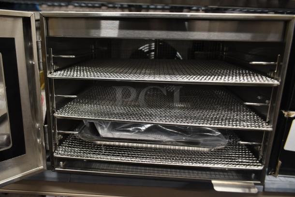 Brand new Avantco 177LT06A 6-tray stainless steel food dehydrator with glass door. Scratch and dent, works only on highest setting.