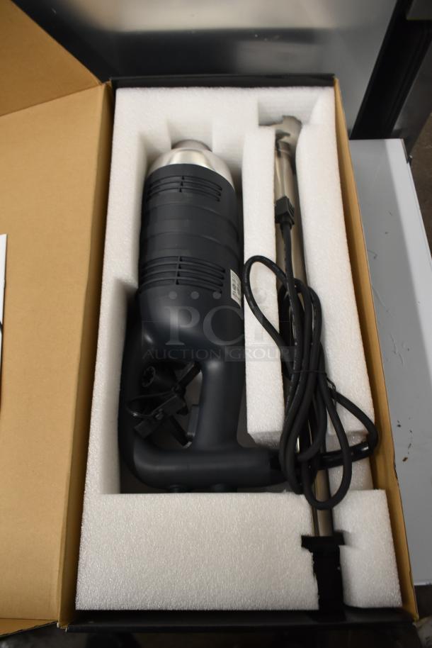 Brand new 2024 AvaMix 928IBHD21 21" heavy-duty immersion blender, 1 1/4 hp, 120V, variable speed, tested, scratch and dent.